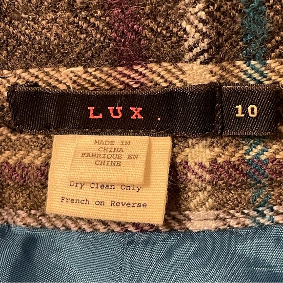 LUX by URBAN OUTFITTERS Plaid Shorts - Picture 3 of 4